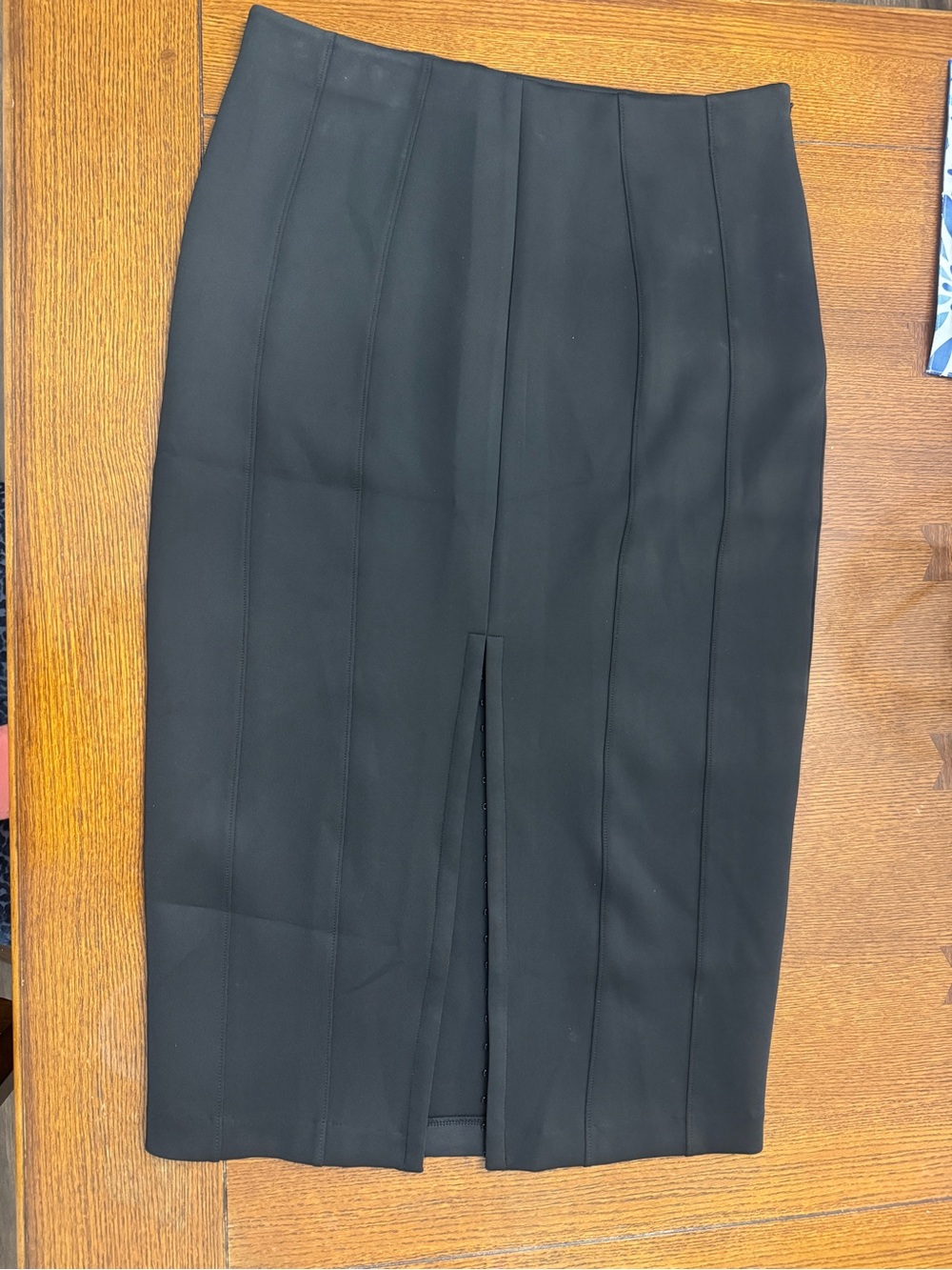 Good American Black Panel Pencil Skirt with Center Slit